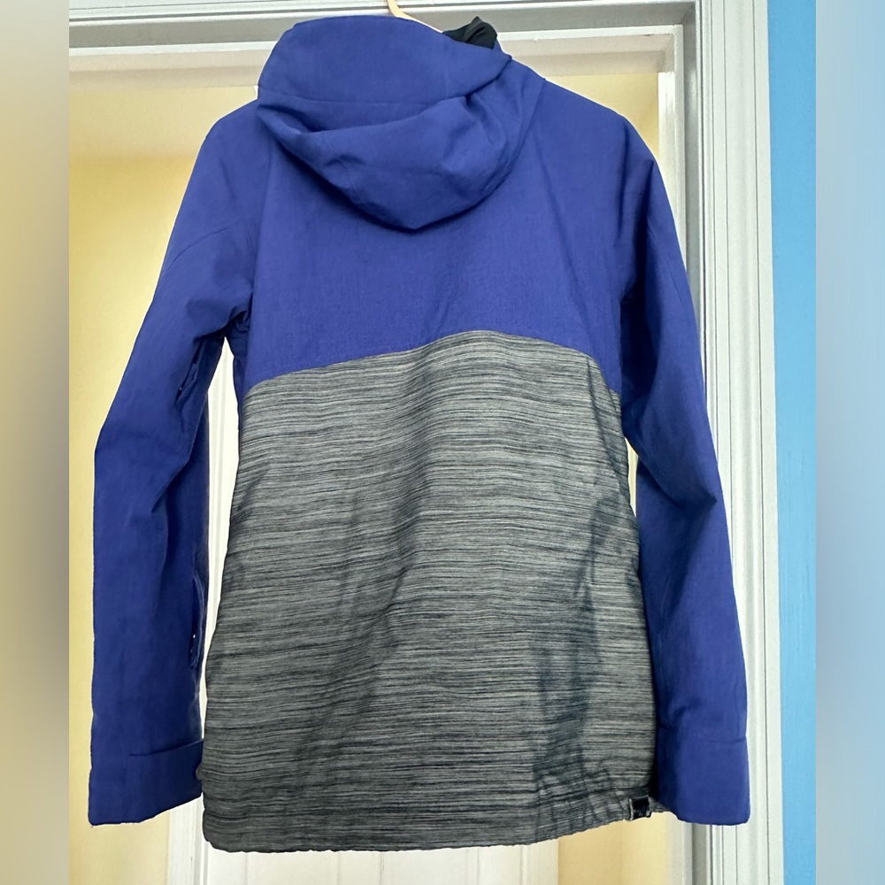 Roxy Size Small Ski / Winter Jacket. Violet And G… - image 3